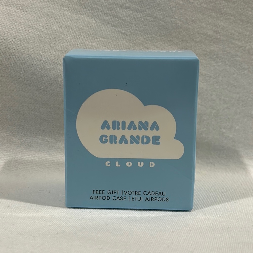 Ariana Grande Cloud AirPods Case